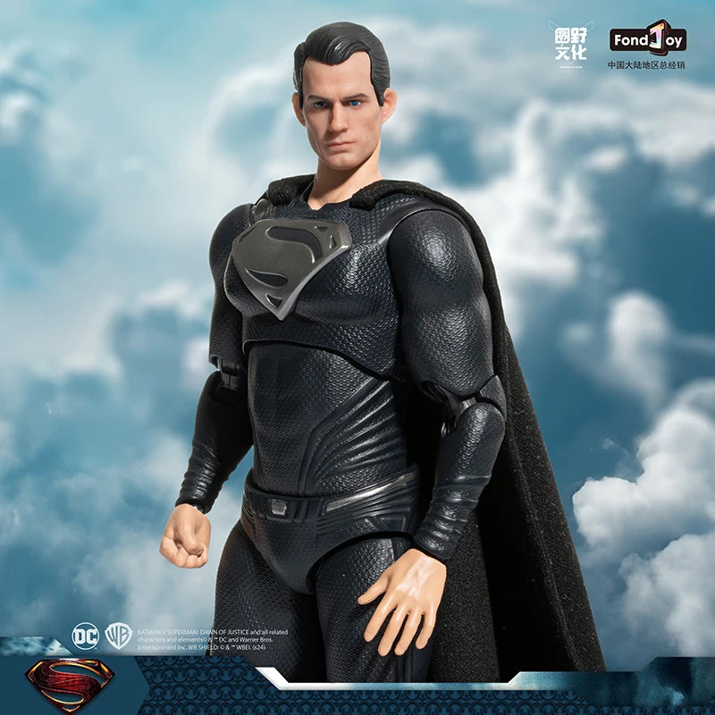 Superman – Uniforme Preto Snyder Cut