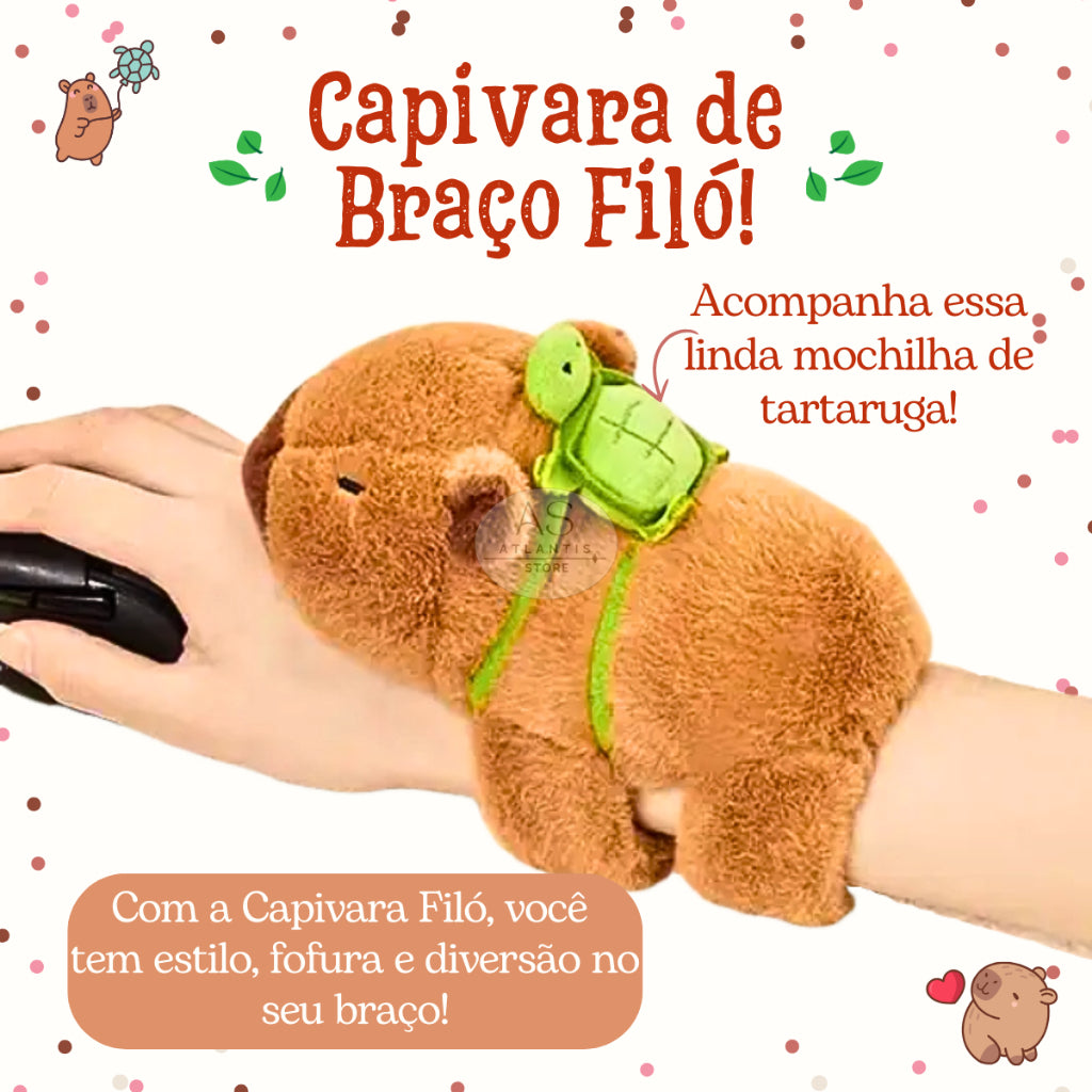 Pulseira Capivara de Pelúcia