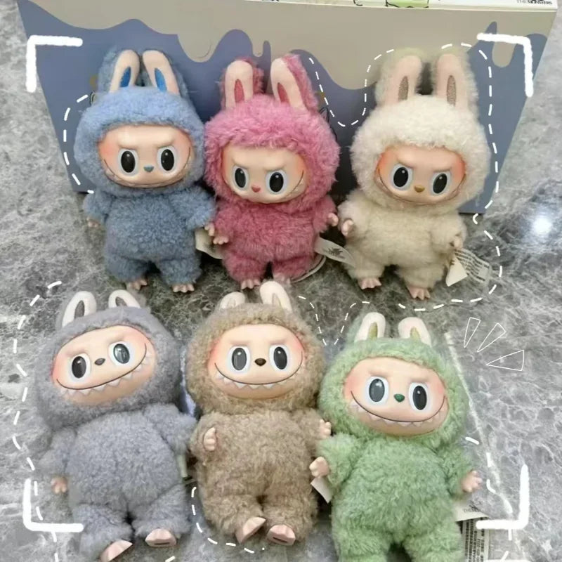Pelúcia Labubu Monster Chaveiro Pop Mart – Modelo Aleatório!