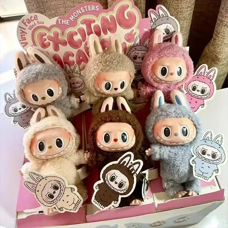 Pelúcia Labubu Monster Chaveiro Pop Mart – Modelo Aleatório!
