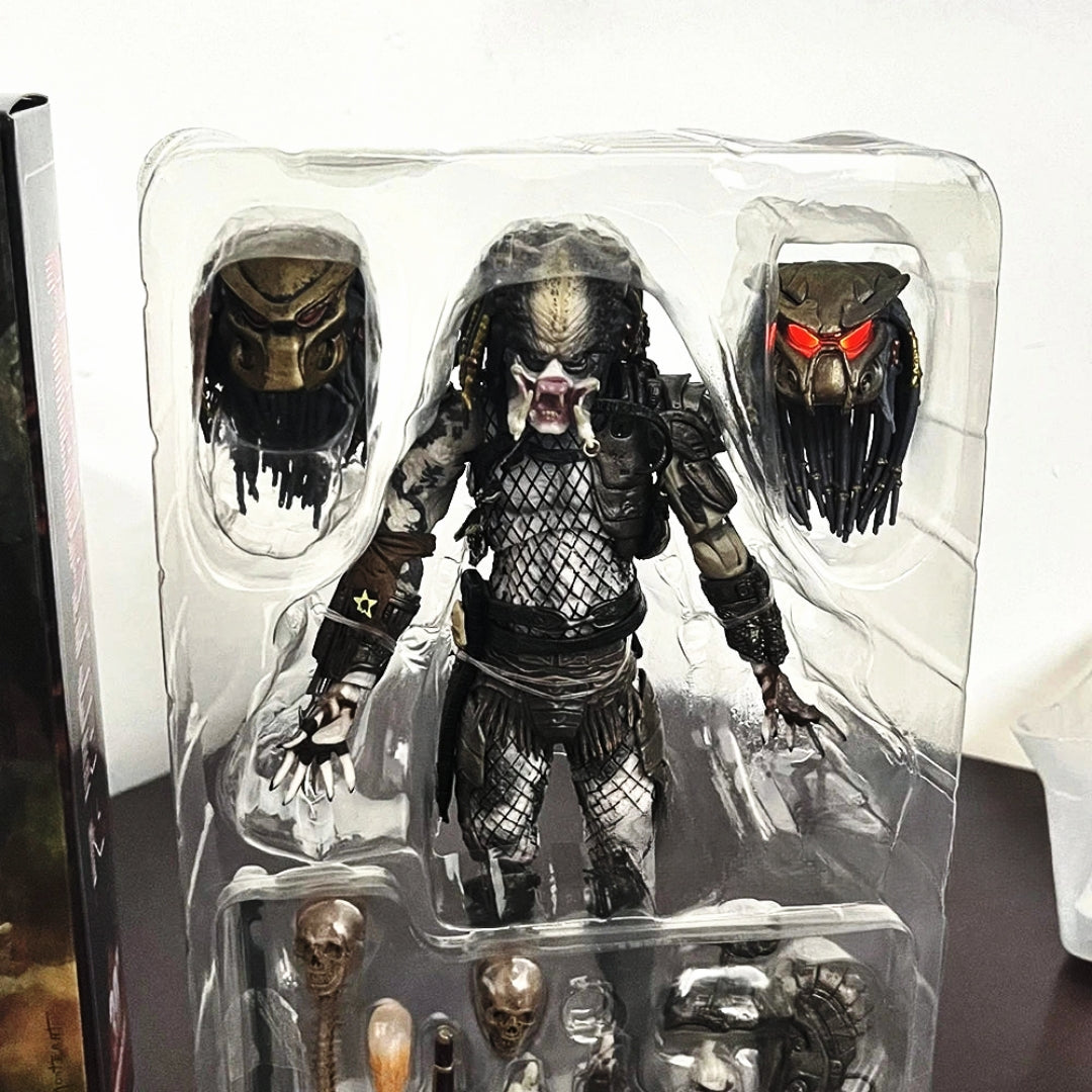 O Predador 2 - NECA ( Luz Led no Capacete )