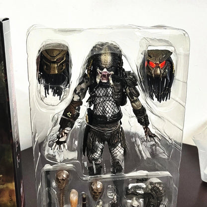 O Predador 2 - NECA ( Luz Led no Capacete )